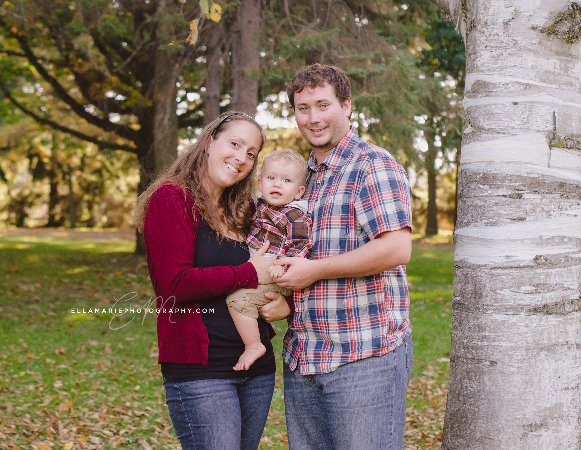 EllaMariePhotography_family_Baden_ON_New_Hamburg_Stratford_Waterloo_Kitchener_Guelph_Cambridge_Listowel_photographer_photography_02.jpg