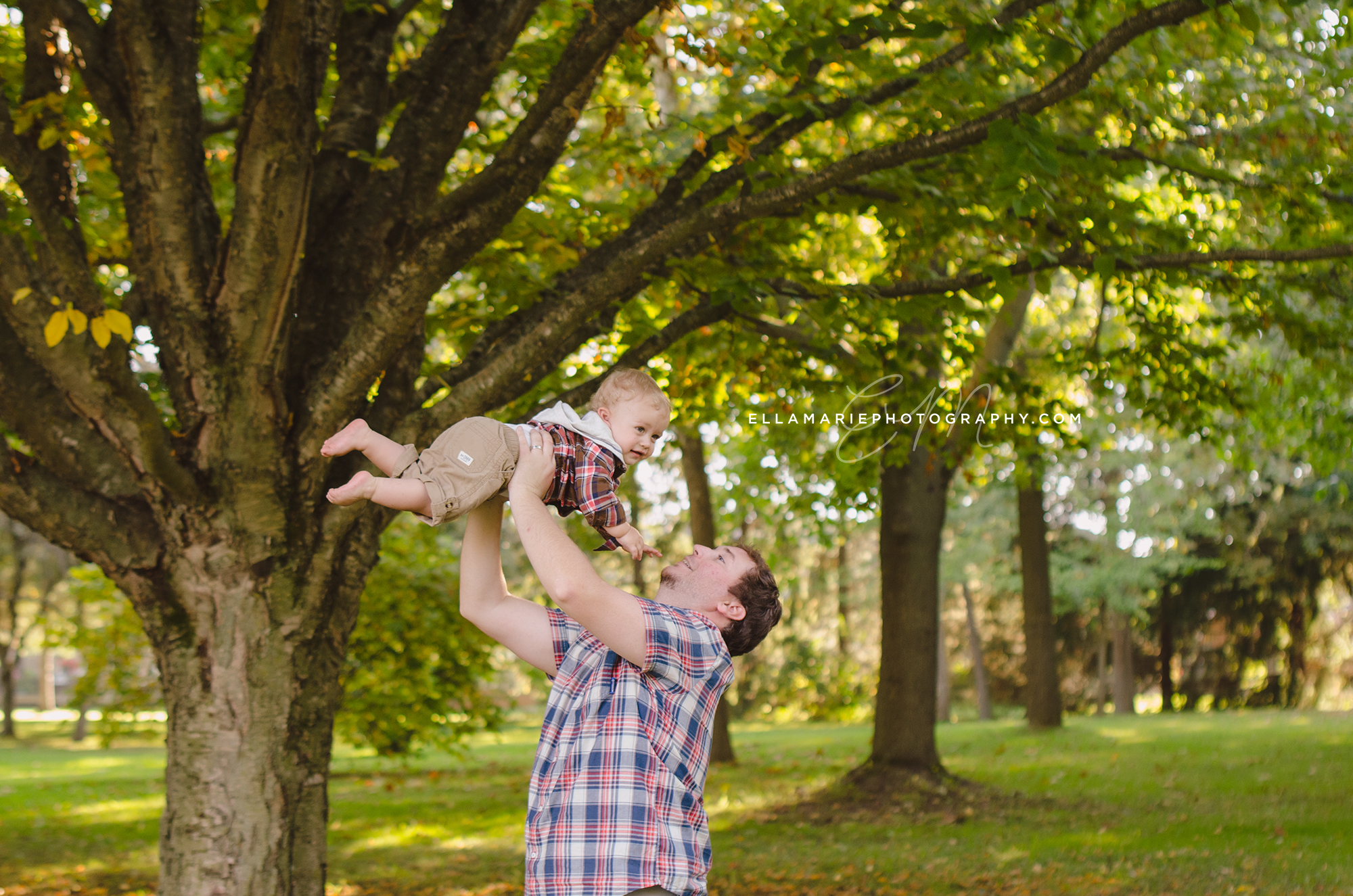 EllaMariePhotography_family_Baden_ON_New_Hamburg_Stratford_Waterloo_Kitchener_Guelph_Cambridge_Listowel_photographer_photography_09.jpg