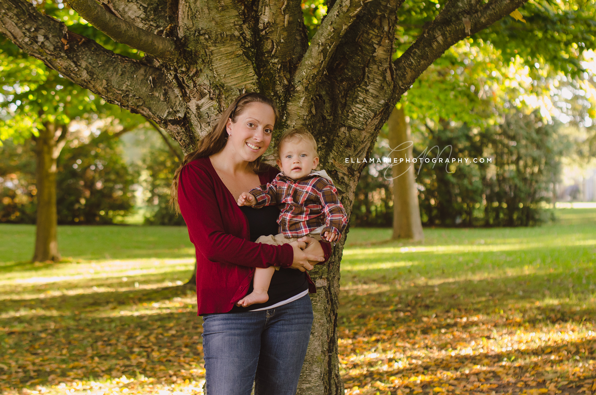 EllaMariePhotography_family_Baden_ON_New_Hamburg_Stratford_Waterloo_Kitchener_Guelph_Cambridge_Listowel_photographer_photography_10.jpg