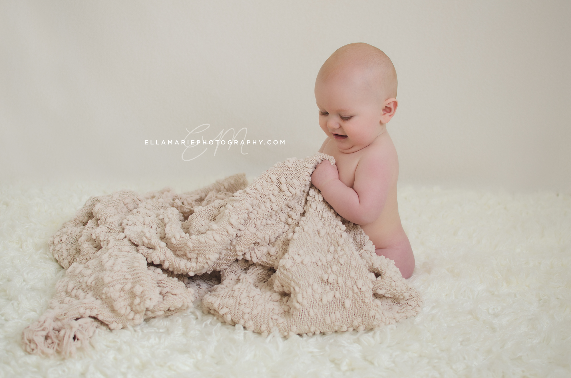 EllaMariePhotography_newborn_maternity_baby_infant_Baden_ON_New_Hamburg_Stratford_Waterloo_Kitchener_Guelph_Cambridge_Listowel_photographer_photography_10.jpg