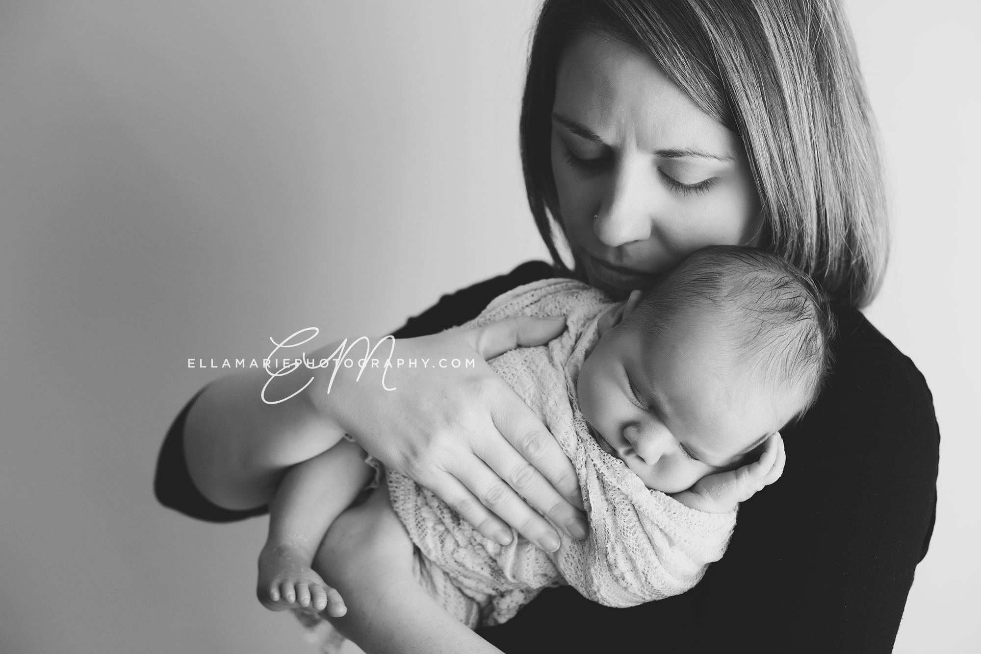 EllaMariePhotography_Waterloo_Kitchener_Baden_Newborn_Photographer_Liam01.jpg