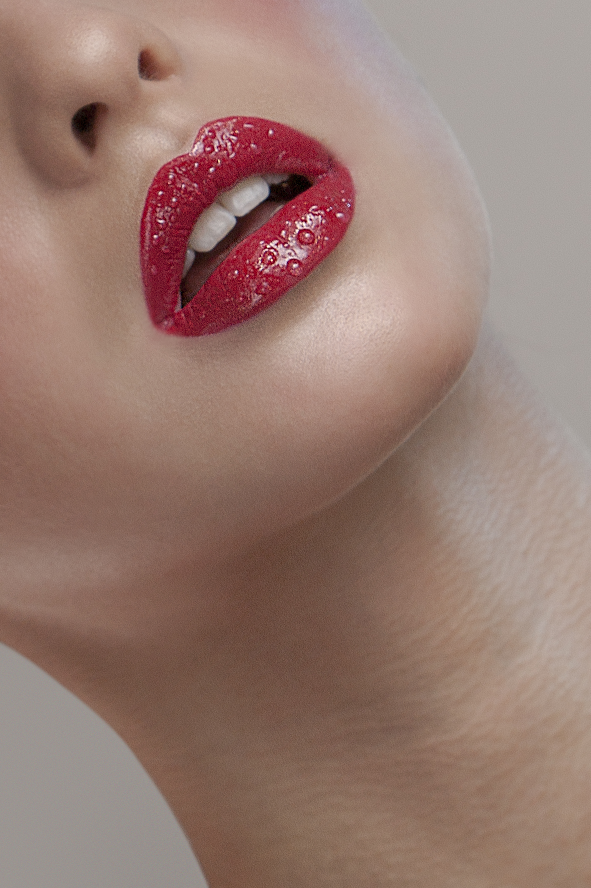 Luisa.closeup.lips.b.jpg