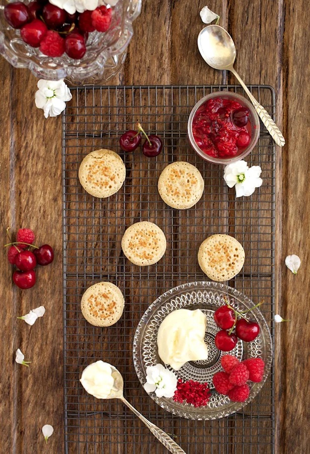 summer canapes.jpg