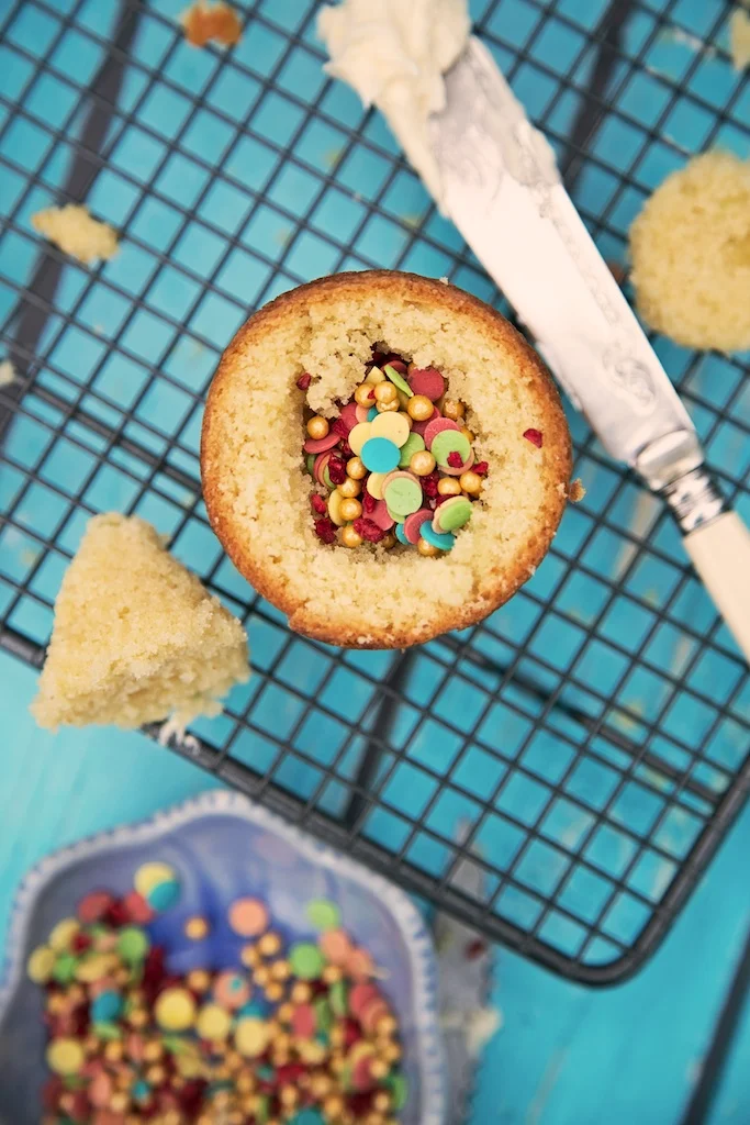 piñata cake.jpg