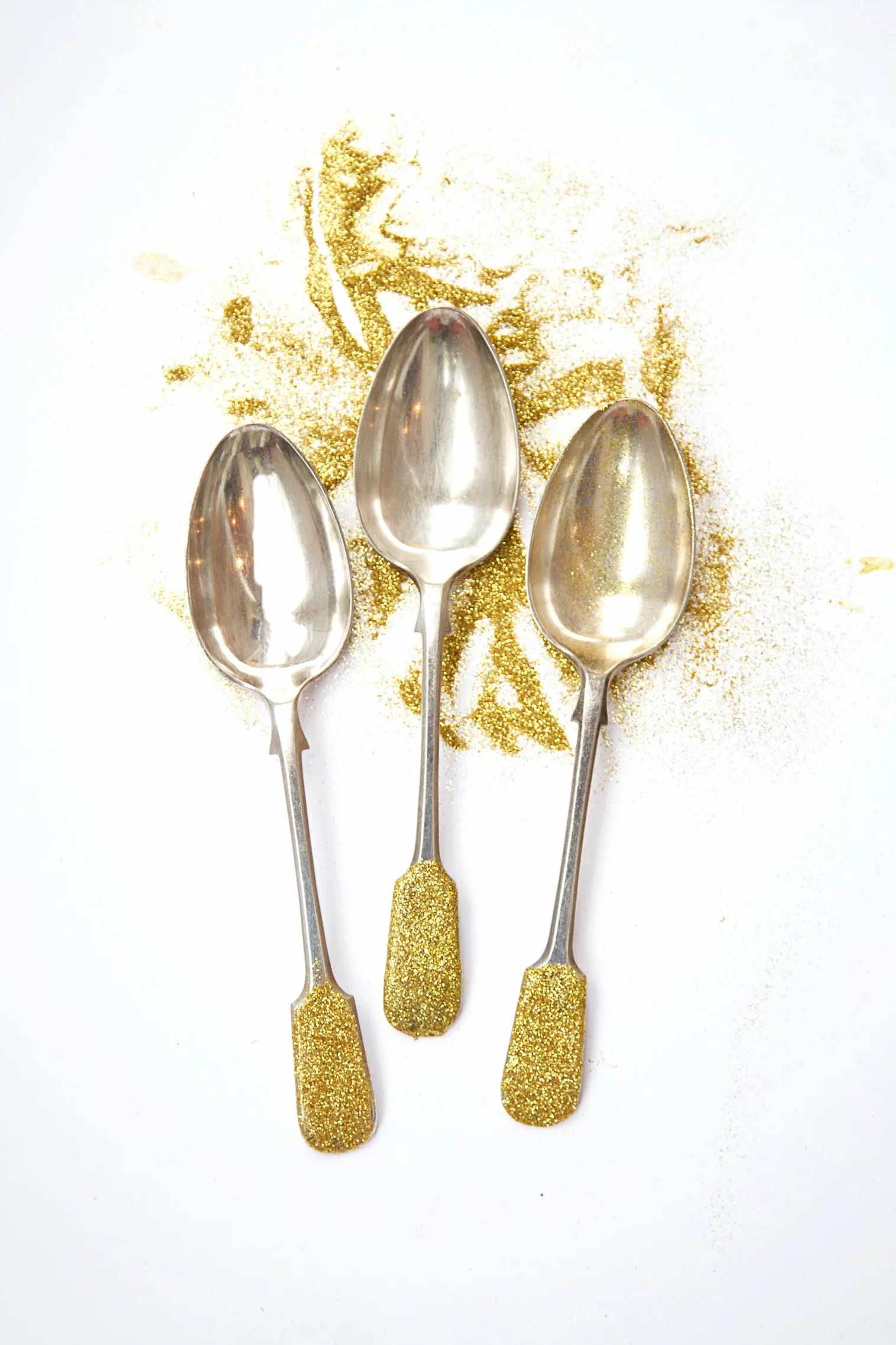 DIY Glitter Cutlery.jpg