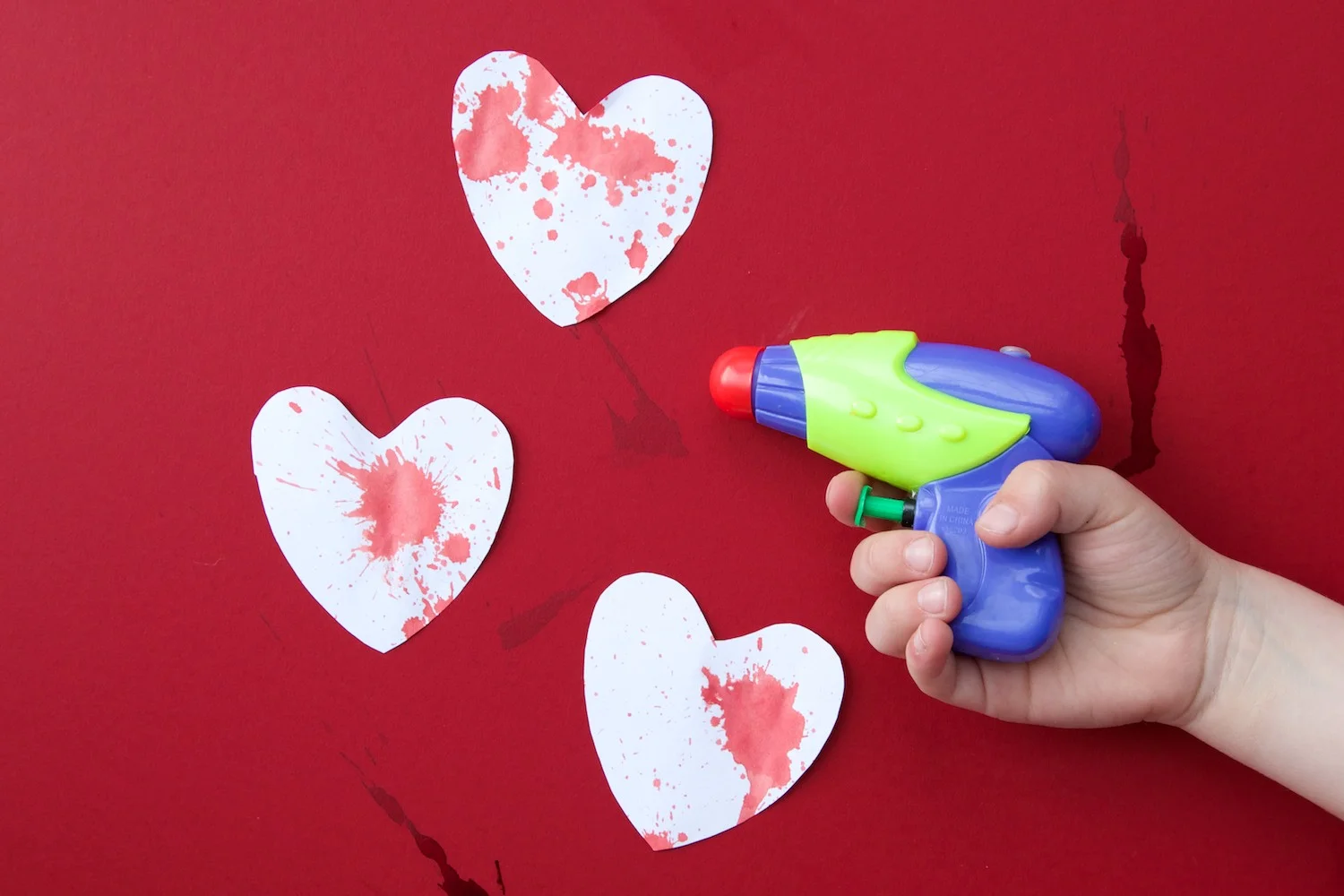 Water Pistol Art • DIY Watercolour