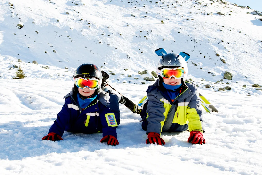 Best Last Minute Ski Deals • Family Ski Holiday Mark Warner