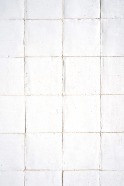everyday whote tiles.png