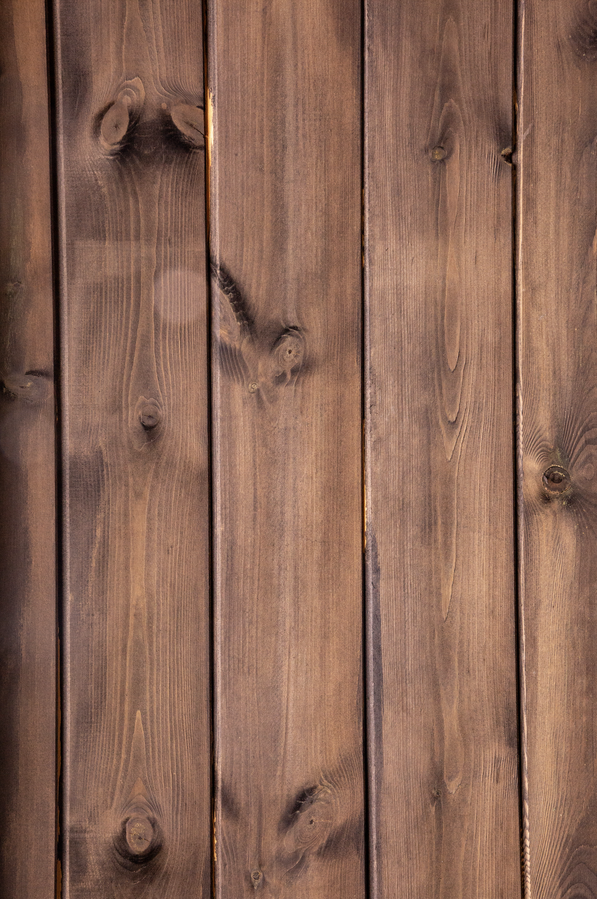 Gastro pub table.png