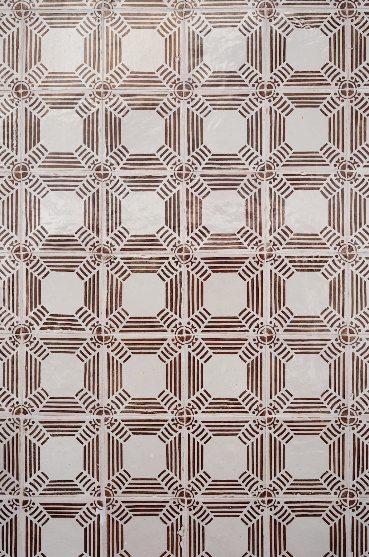 Brown tile backdrop.png