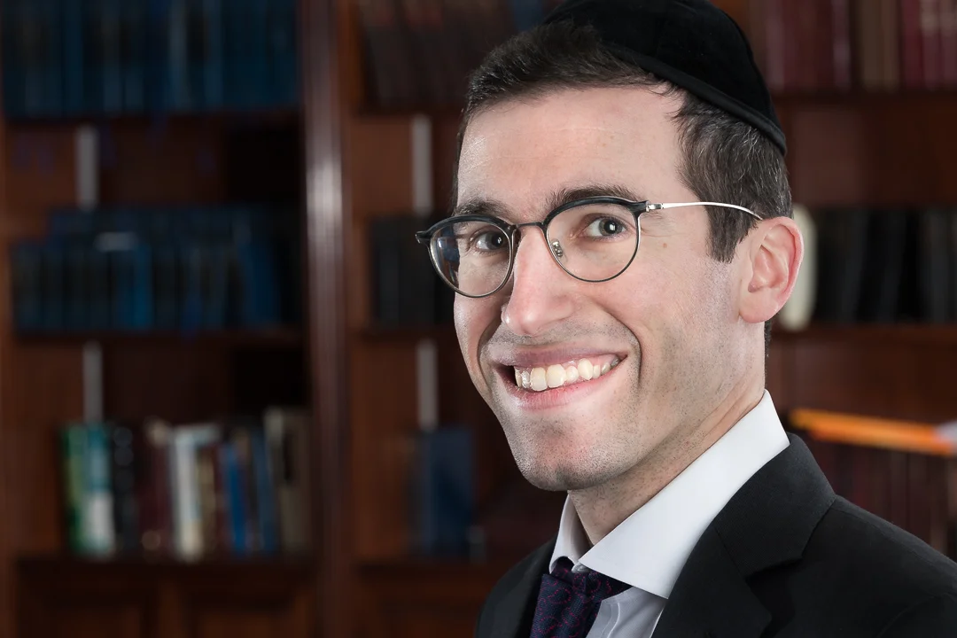 Rabbi Menachem Bresler, Scholar Joined November 2016 R' Menachem spent his childhood in his hometown of Brooklyn, where he attended the local Yeshivas Mir. Shortly after finishing high school, he moved on to Yeshivas Toras Chesed in Lakewood, New Jersey. He continued his studies in the Mir Yeshiva in Eretz Yisroel where he learned under the venerable R' Asher Arielli. Upon returning to America, R' Menachem enrolled in Beth Medrash Govoha, where he later joined the Kollel after his marriage to Chayi (nee Karmen) of Flatbush. After spending their first years together in Lakewood, the Breslers moved to Houston to join the Kollel. Chayi is a CPA, in addition to being a talented and sought after photographer.