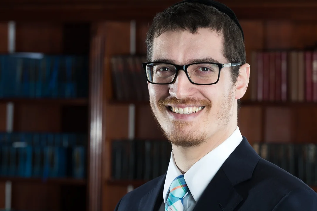 Rabbi Zvi Selevan, Scholar Joined August 2015 After spending his childhood in Brooklyn, R' Zvi continued his education in some of the most prestigious yeshivos in the world. He graduated high school from Yeshivas Yesodei Yeshurun in Queens and continued on to the Yeshiva of South Fallsburg. He then traveled to Yerushalayim to study in Yeshivas Mir under R' Asher Arieli. Upon returning to America, R' Zvi attended Beth Medrash Govoha in Lakewood, New Jersey. After marrying his wife, Naomi (nee Abrahamson), the Selevans settled in Queens where R' Zvi was a member of a local Kollel. Naomi holds a Doctor of Pharmacy (Pharm.D) and has extensive experience in the field of pharmacology. R' Zvi authored the sefer, Eretz Zvi on the topic of the borders of Eretz Yisroel.