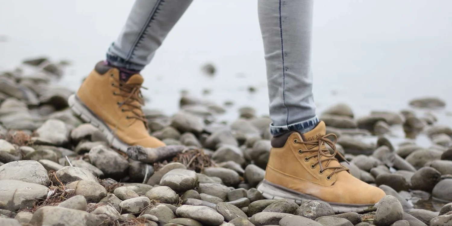 Unsplash -- Tamara Menzi