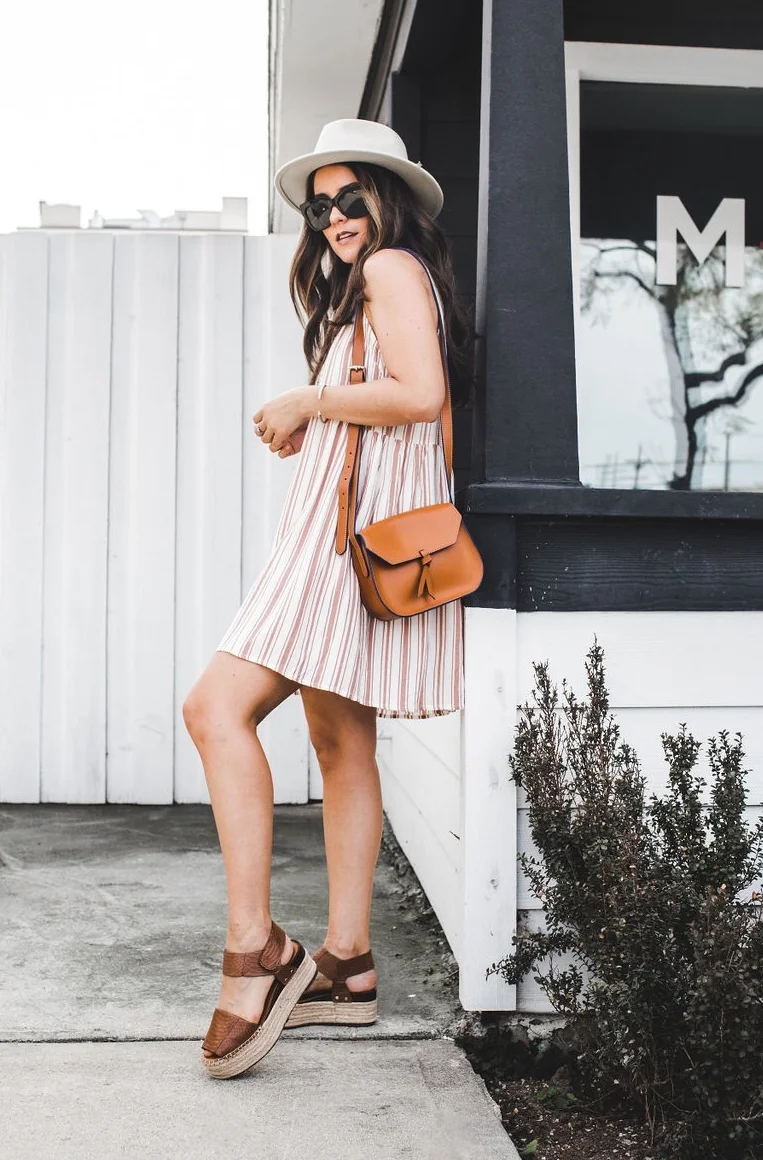 Karla Jordan x Alexandra de Curtis Cognac Mini Saddle 8.jpg