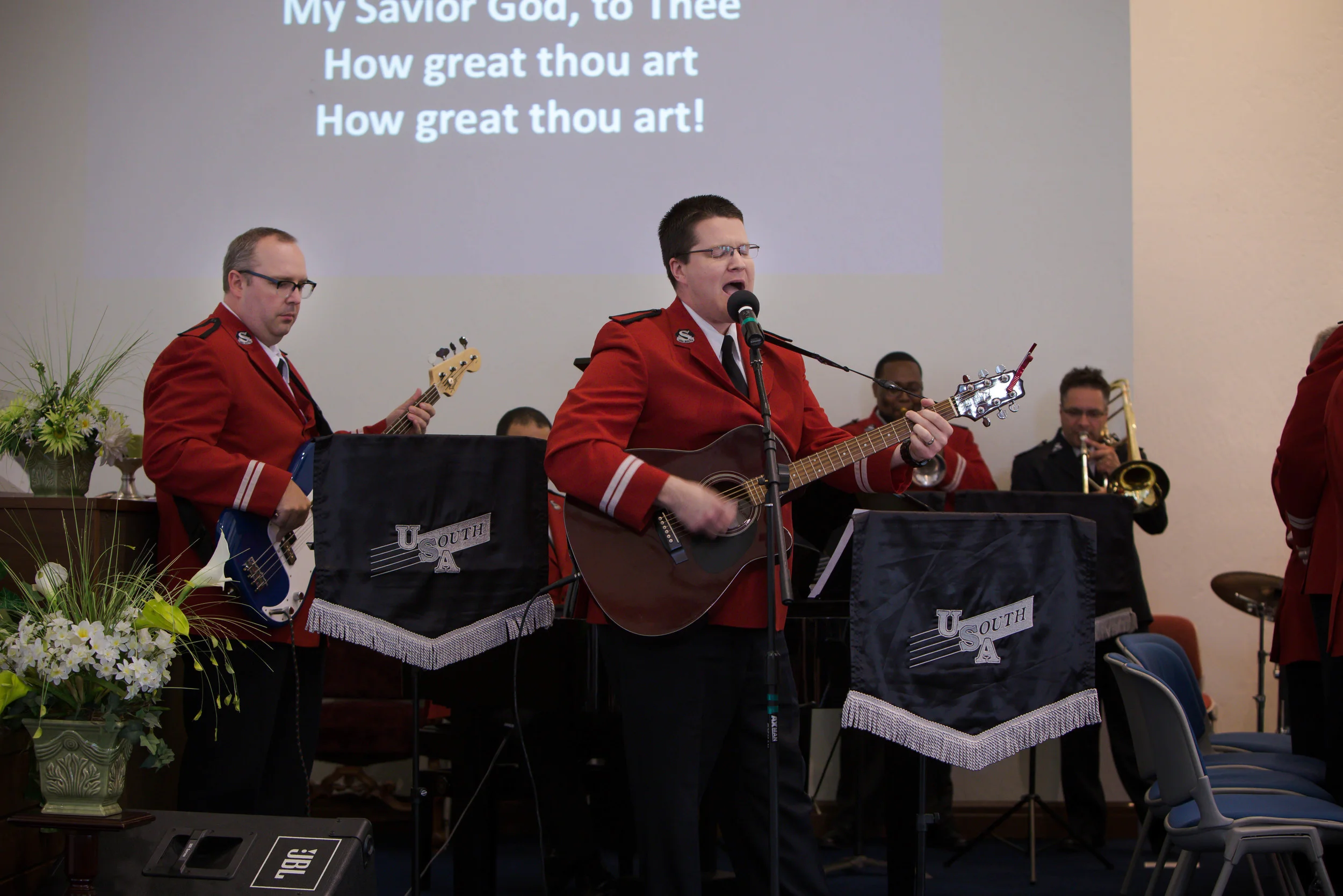 Territorial band praise team