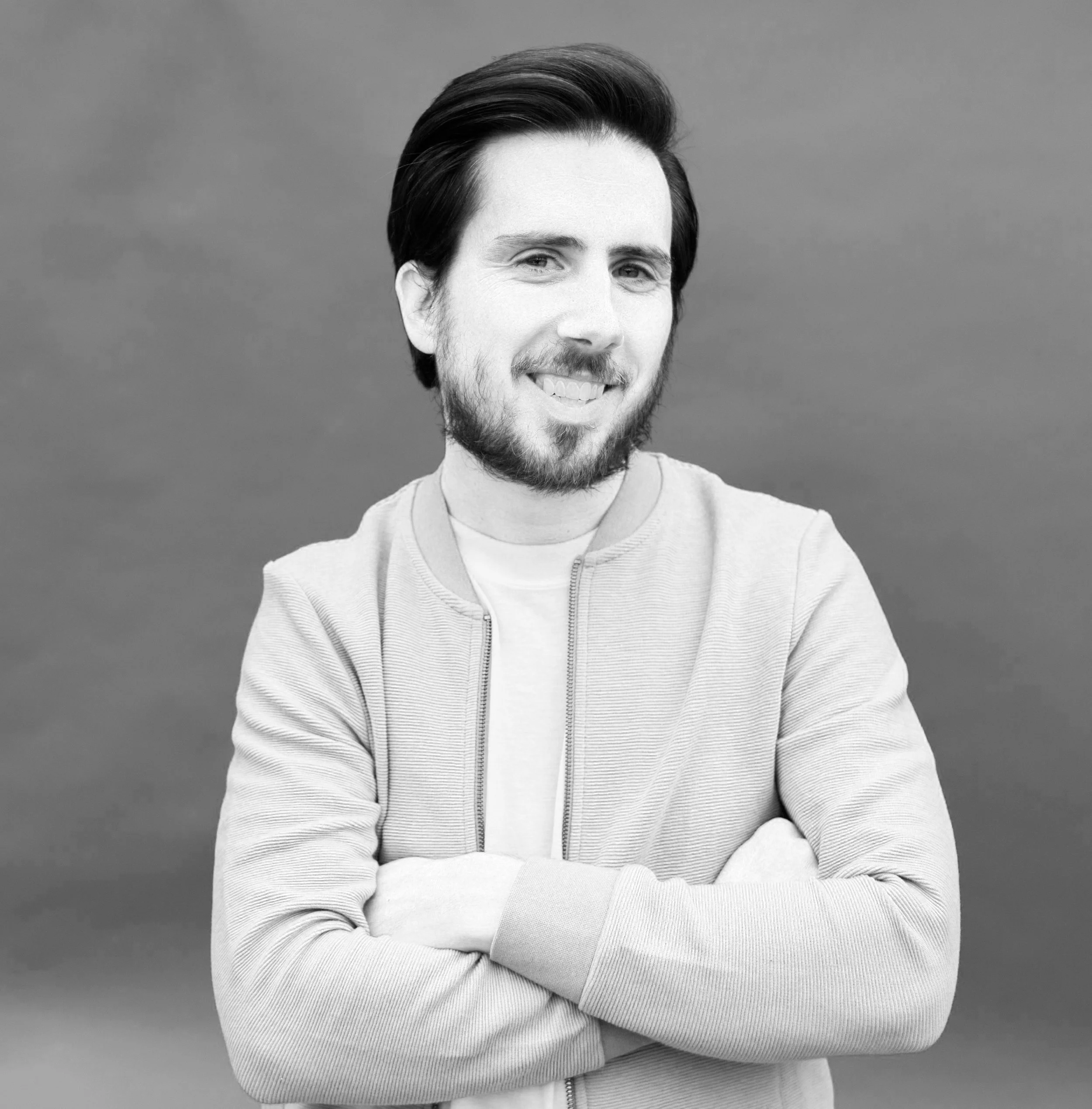 profile pic linkedin.jpg