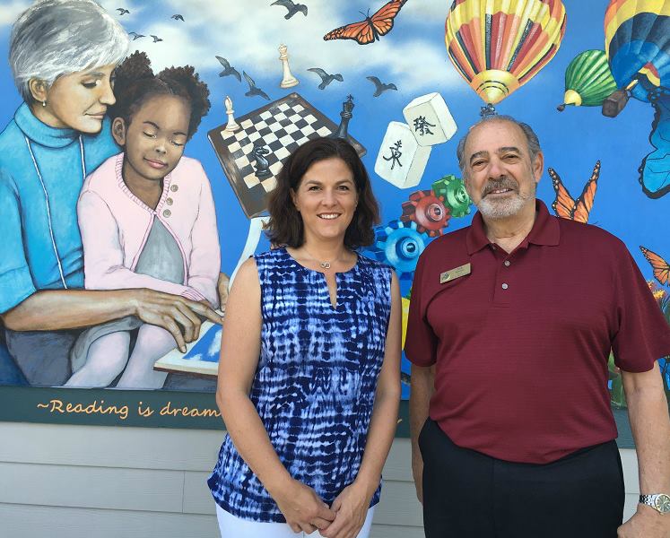 Got my photo with Nick Girone, Mayor of Mount Dora.