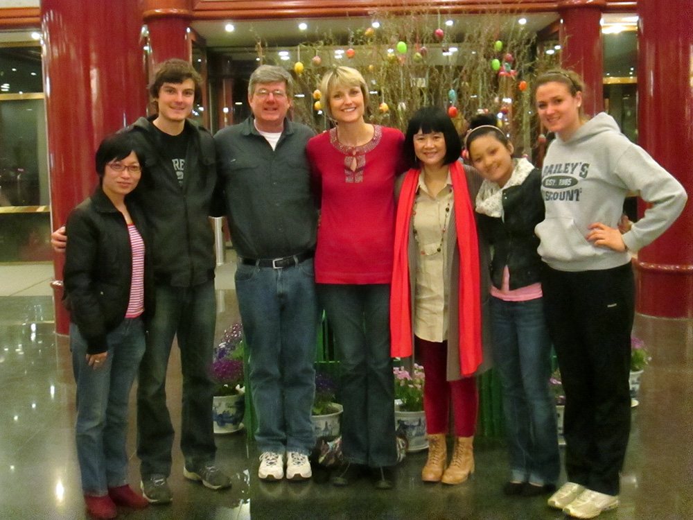 The whole family, Chinese and American!!
