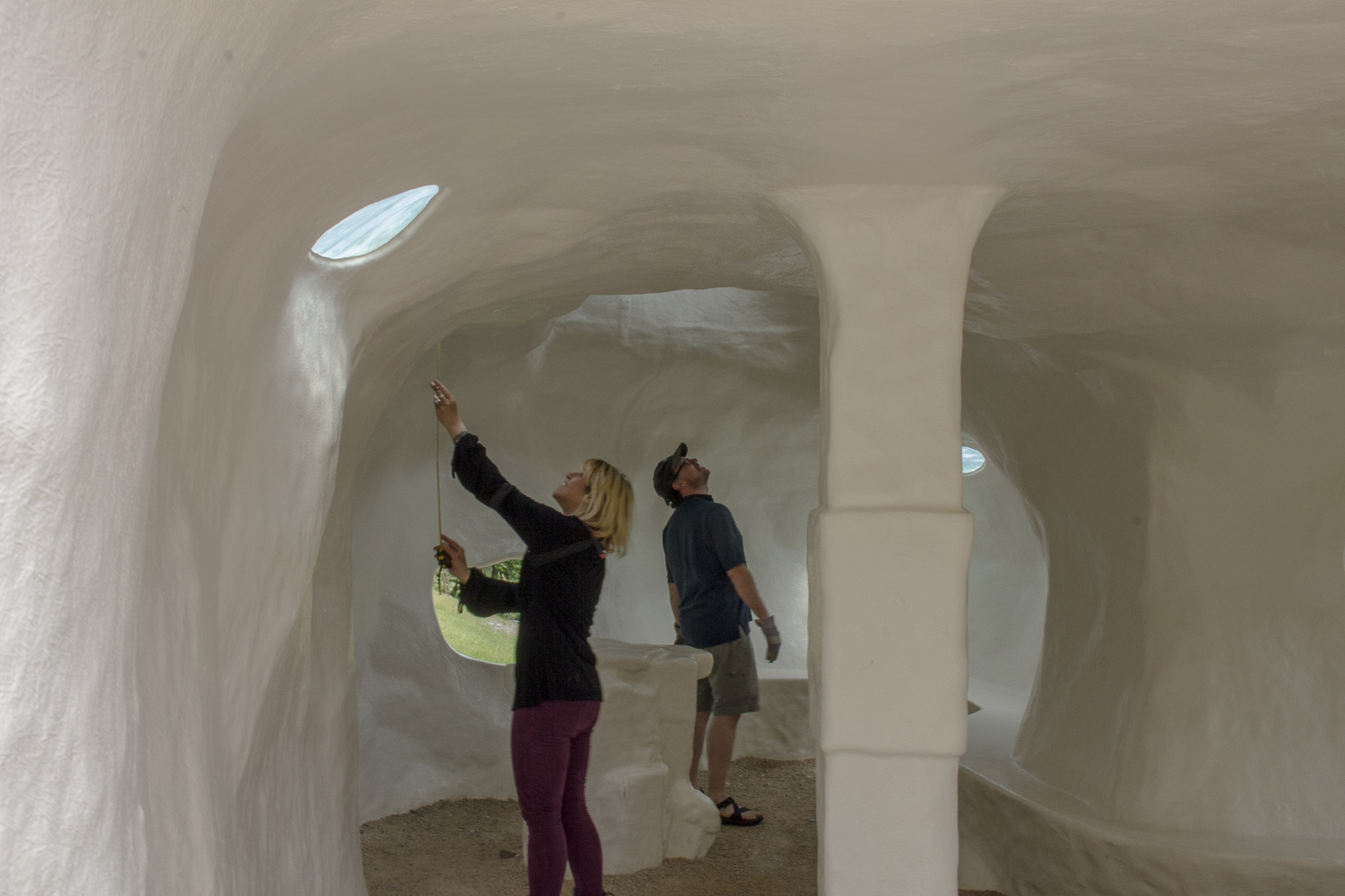 Lisa Hudson and Jonathan Malarkey sizing up Y Caban for Llif/Flow