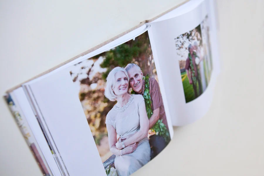 Dan&BetsBook-courtneyalice_5.jpg