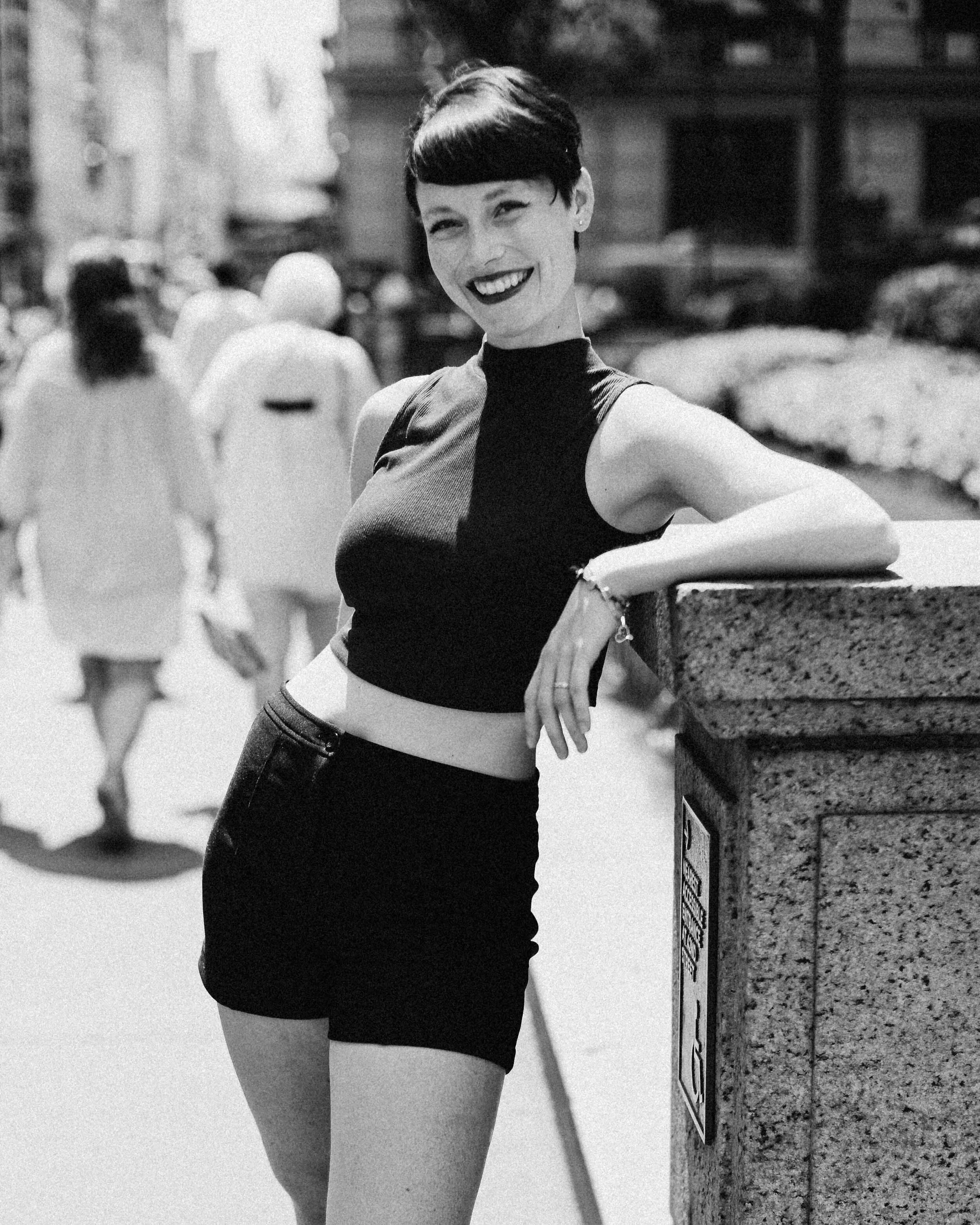 L1001652-Emilie-BW.jpg