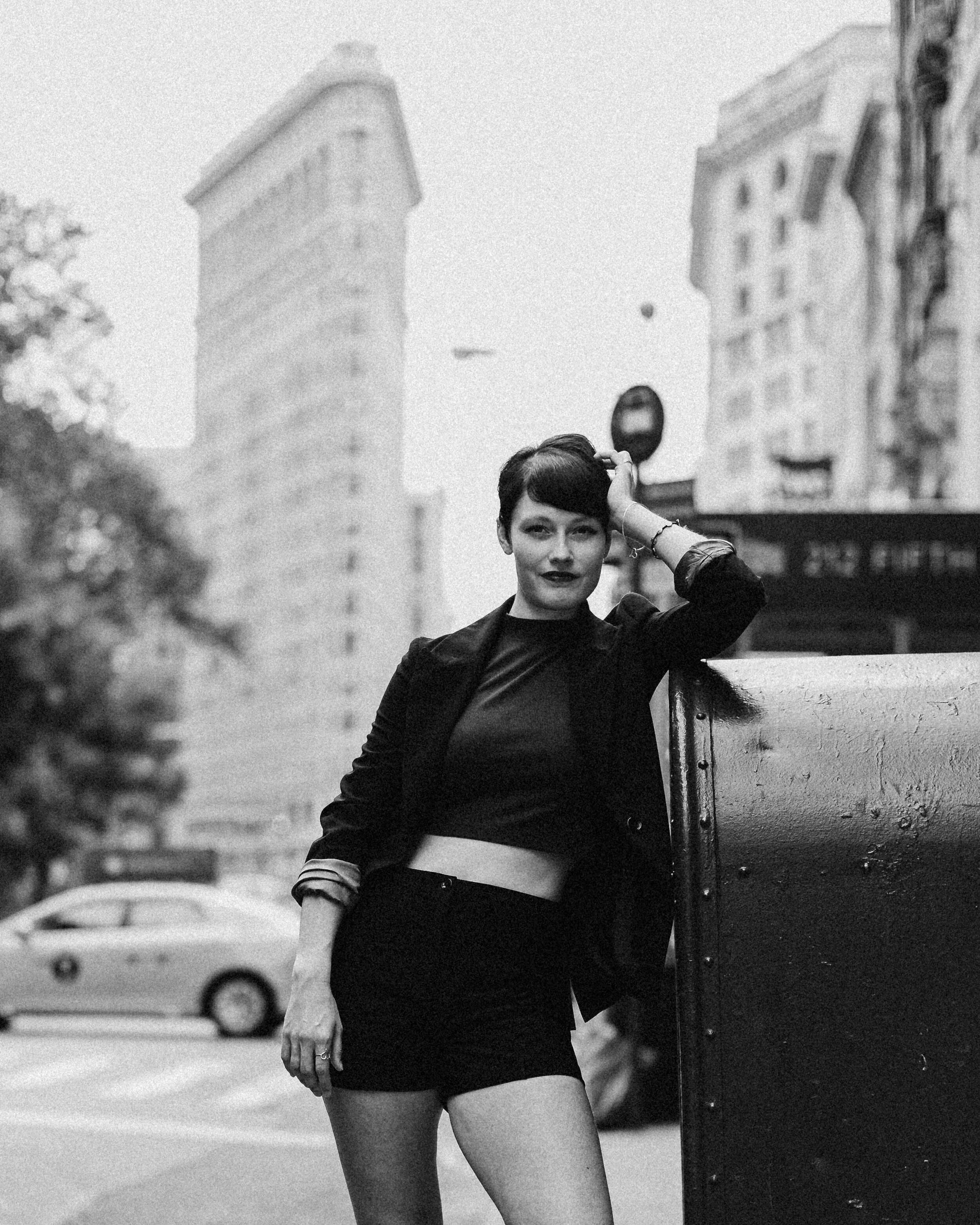 L1001669-Emilie-BW.jpg