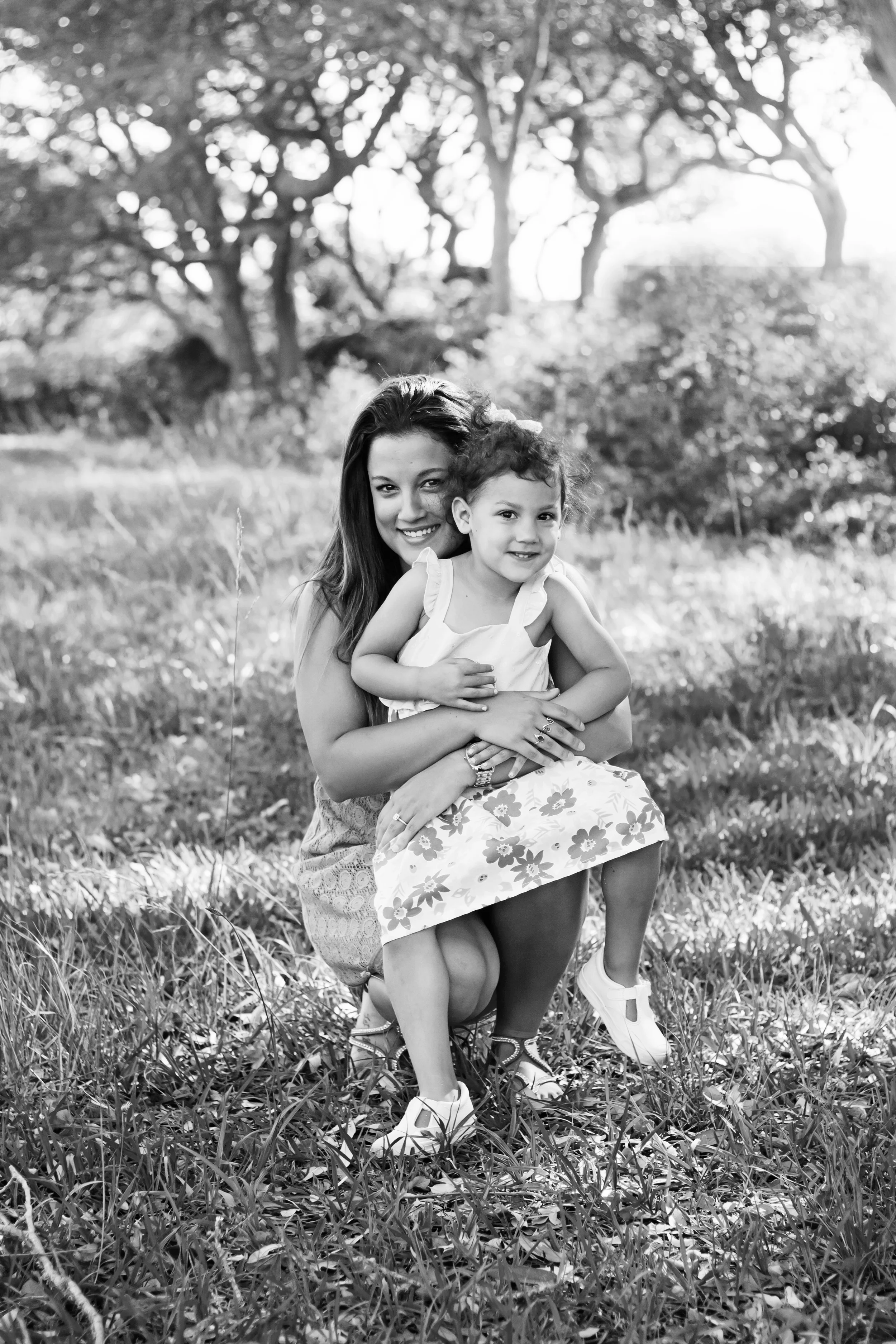 TIFFANY_ABRUZZO_PHOTOGRAPHY_ENGAGEMENT_24bw.jpg