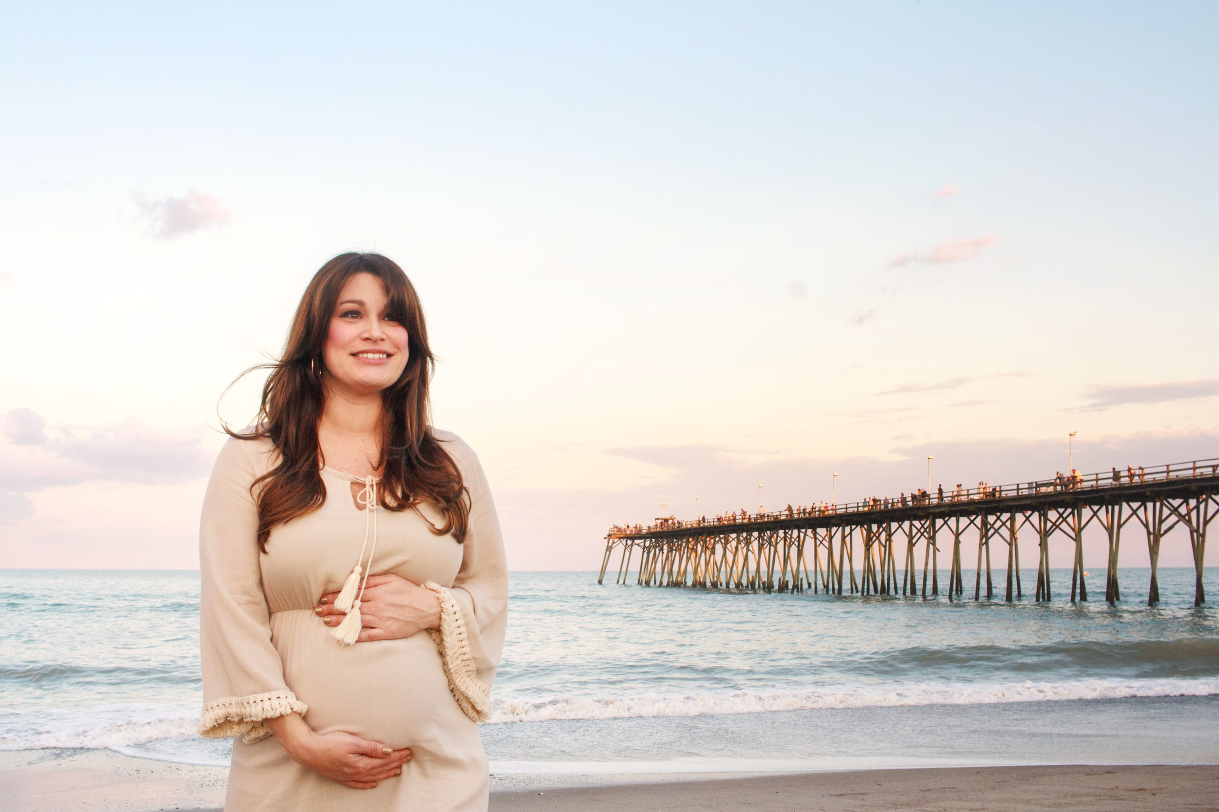 Kure_Beach_Maternity_Shoot_Tiffany_Abruzzo_Photography_30.jpg