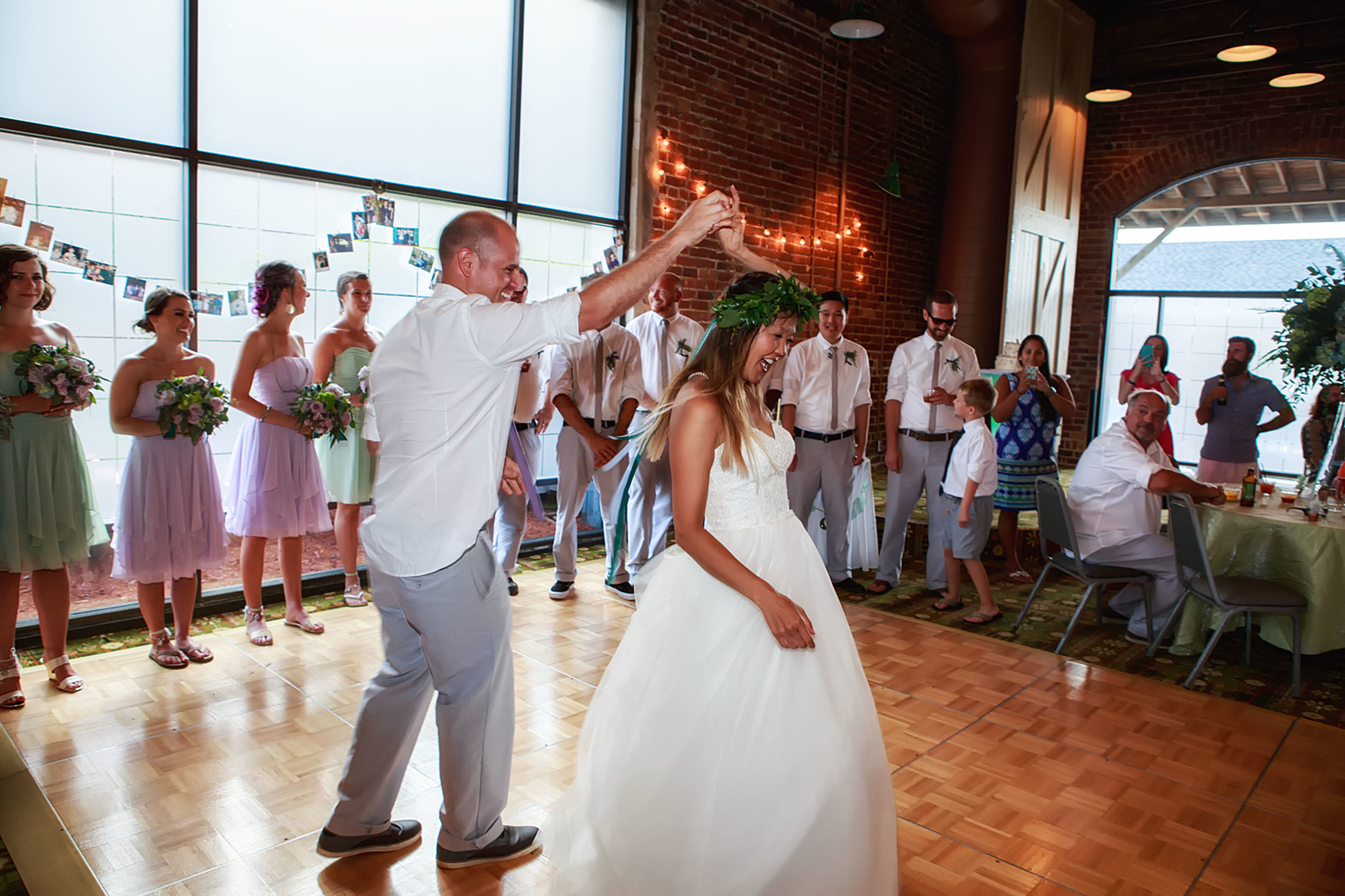 North_Carolina_Wedding_Photographer_Tiffany_Abruzzo_Reception_012.jpg