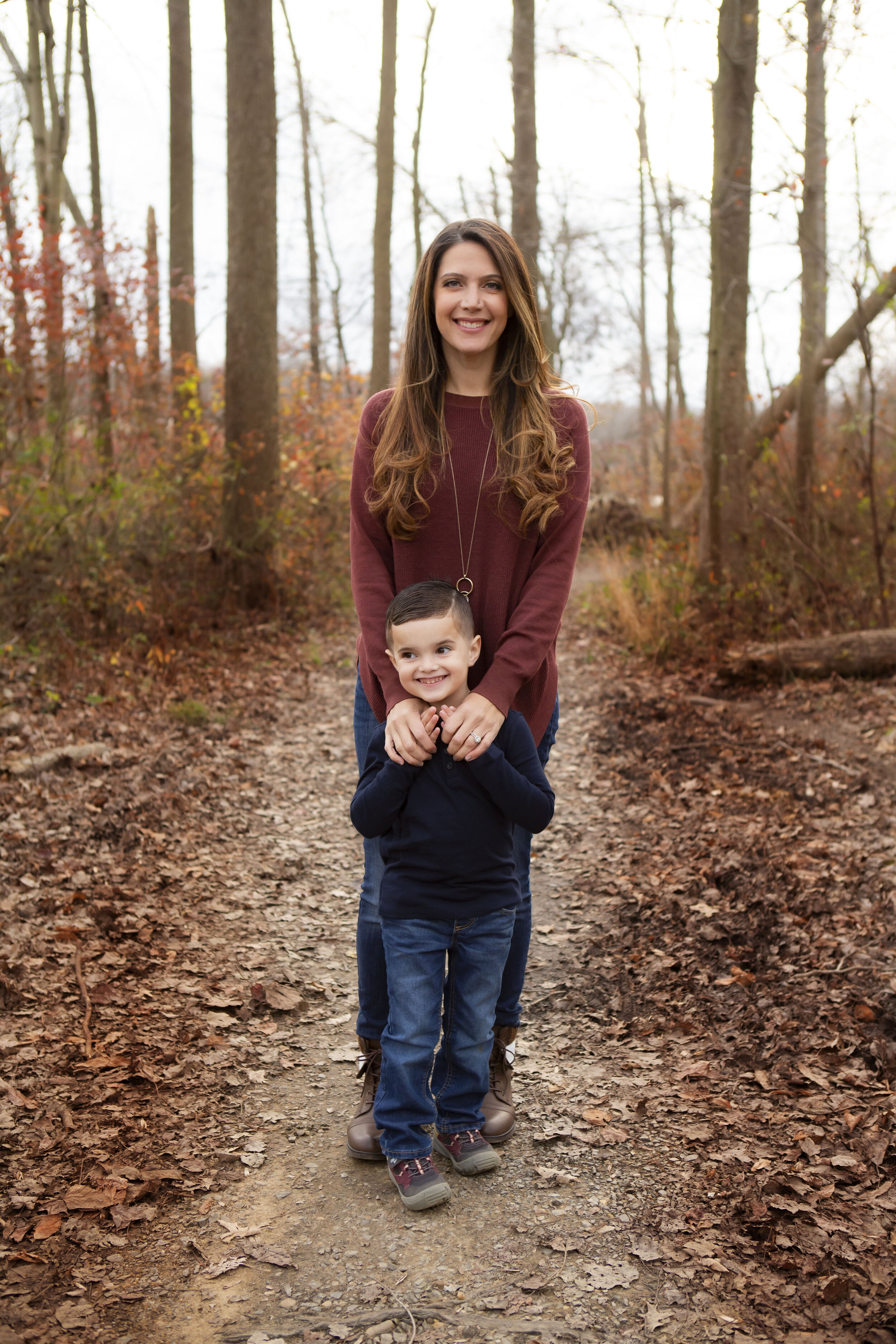 TIFFANYABRUZZOPHOTOGRAPHYFALLMINISDUFFORDFAMILY31.jpg