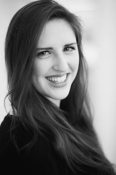 Zoë Kenneally