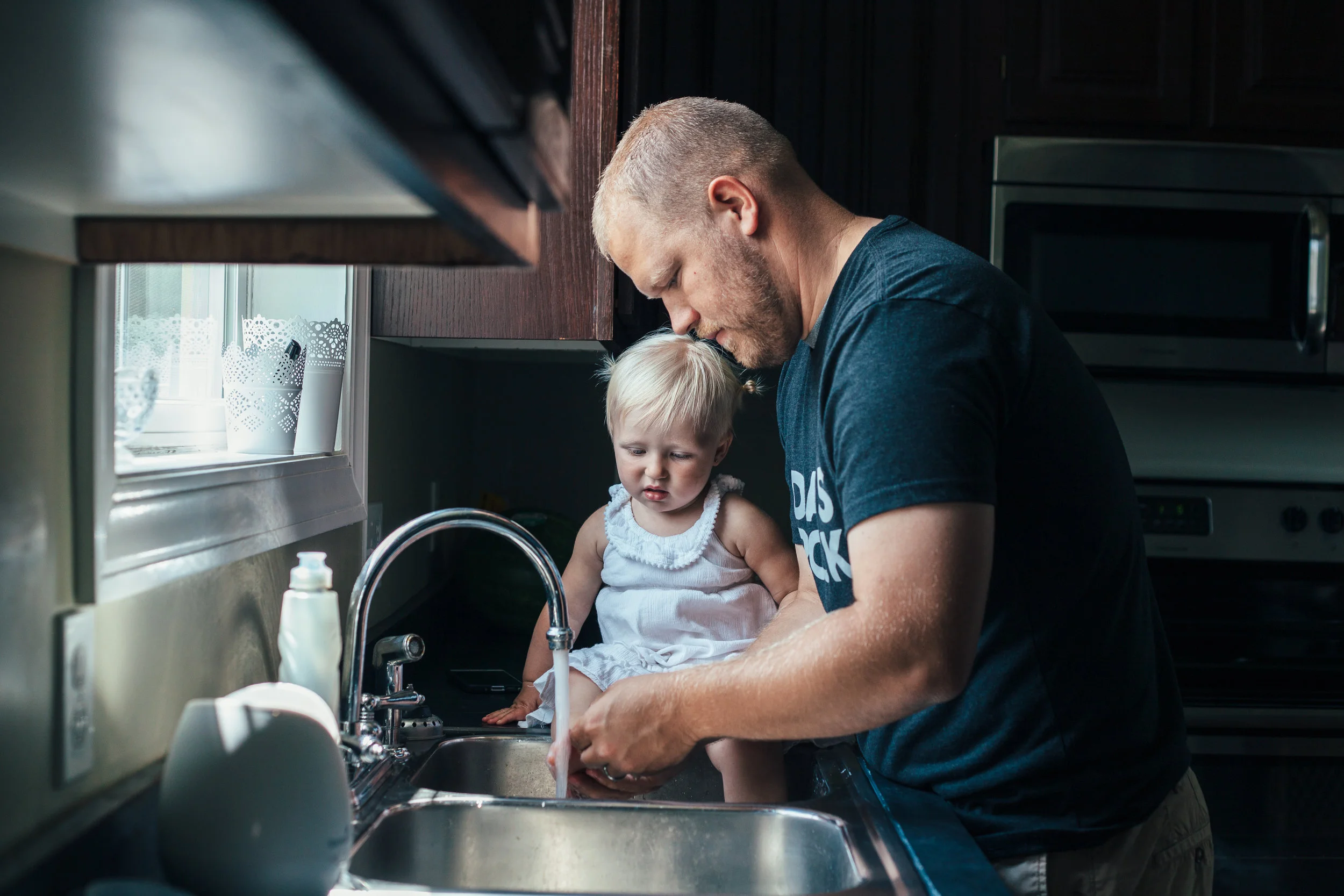 Photographer, Family Photojournalism, Michigan, France, Authentic Memories