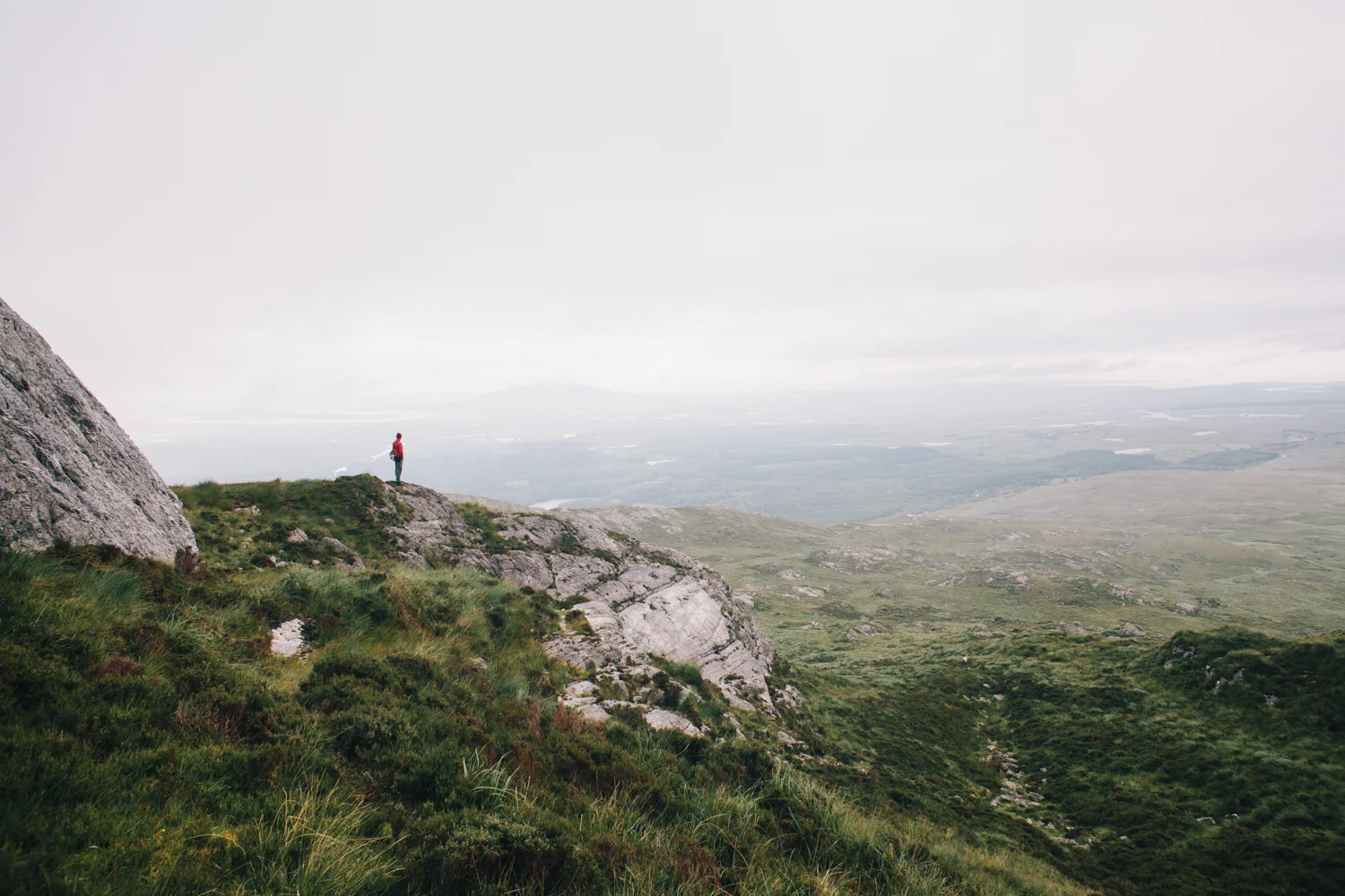 12-Ben-Lettery-Connemara-Ireland-Travel-Vacation-Photographer-The-Aisling-Collective-LR-0314.jpg