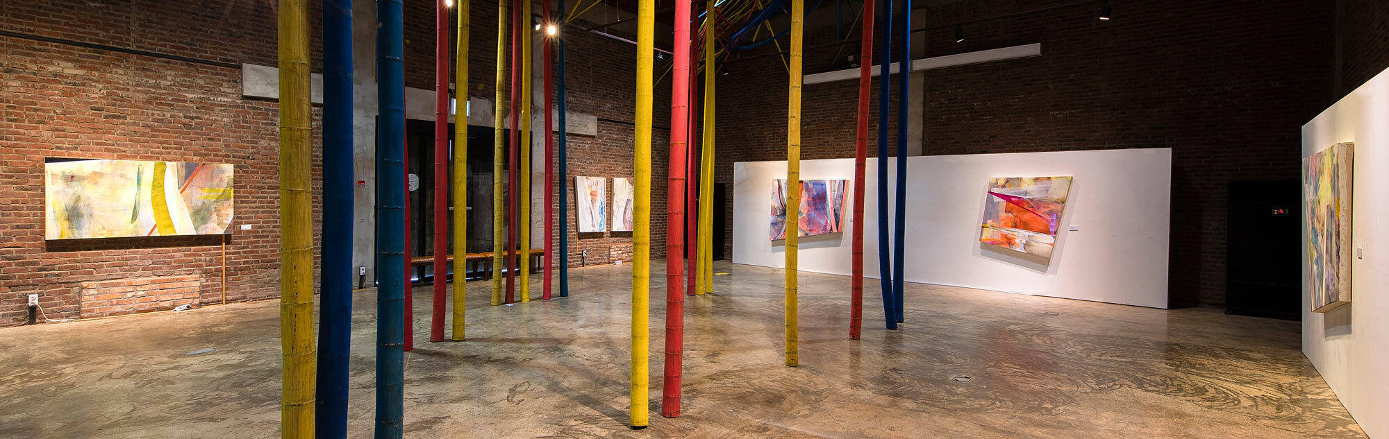 Installation view with sculpture by Jong Il Ma