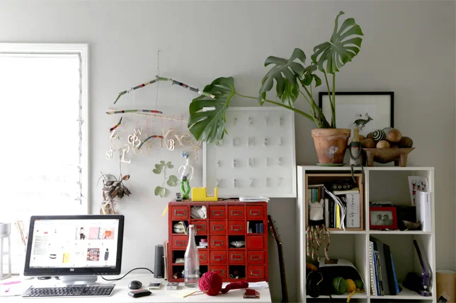 desk2013.jpg