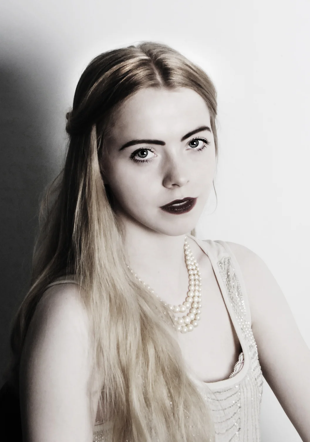 FinalWhiteQueen1.jpg
