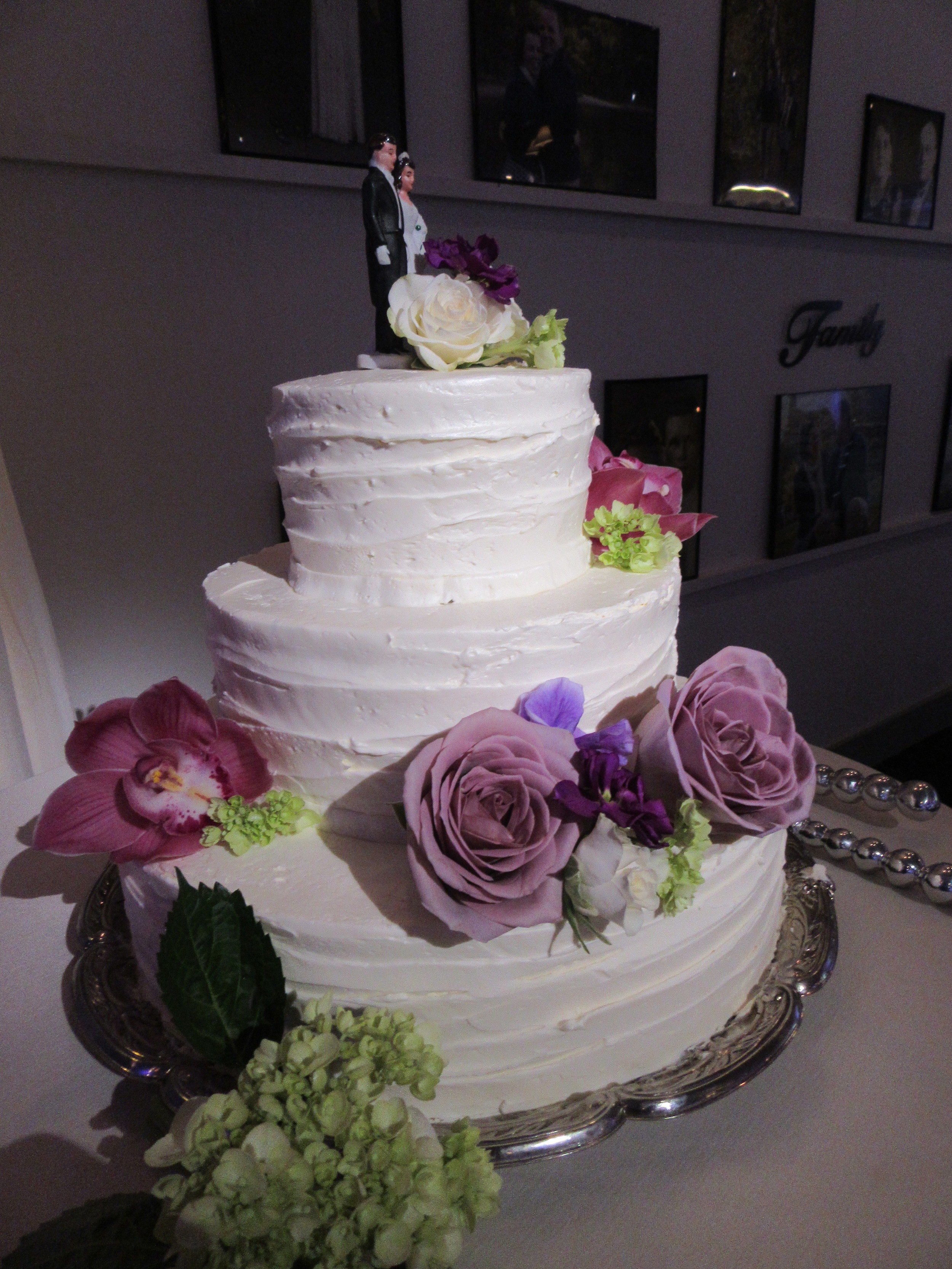 Chef O'dille creates your dream wedding cake