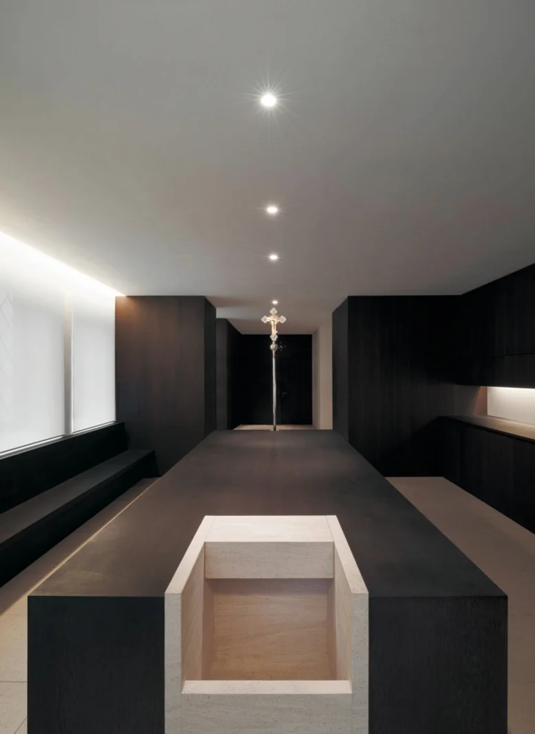 The-Architects-Choice-john-pawson-st-moritz-church-15.jpg