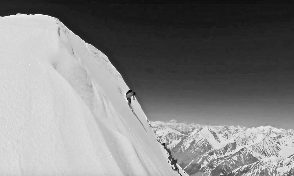 Skiing Mt. Noshaq (7492m) Afghanistan © Lois Robatel & Arnaud Cottet