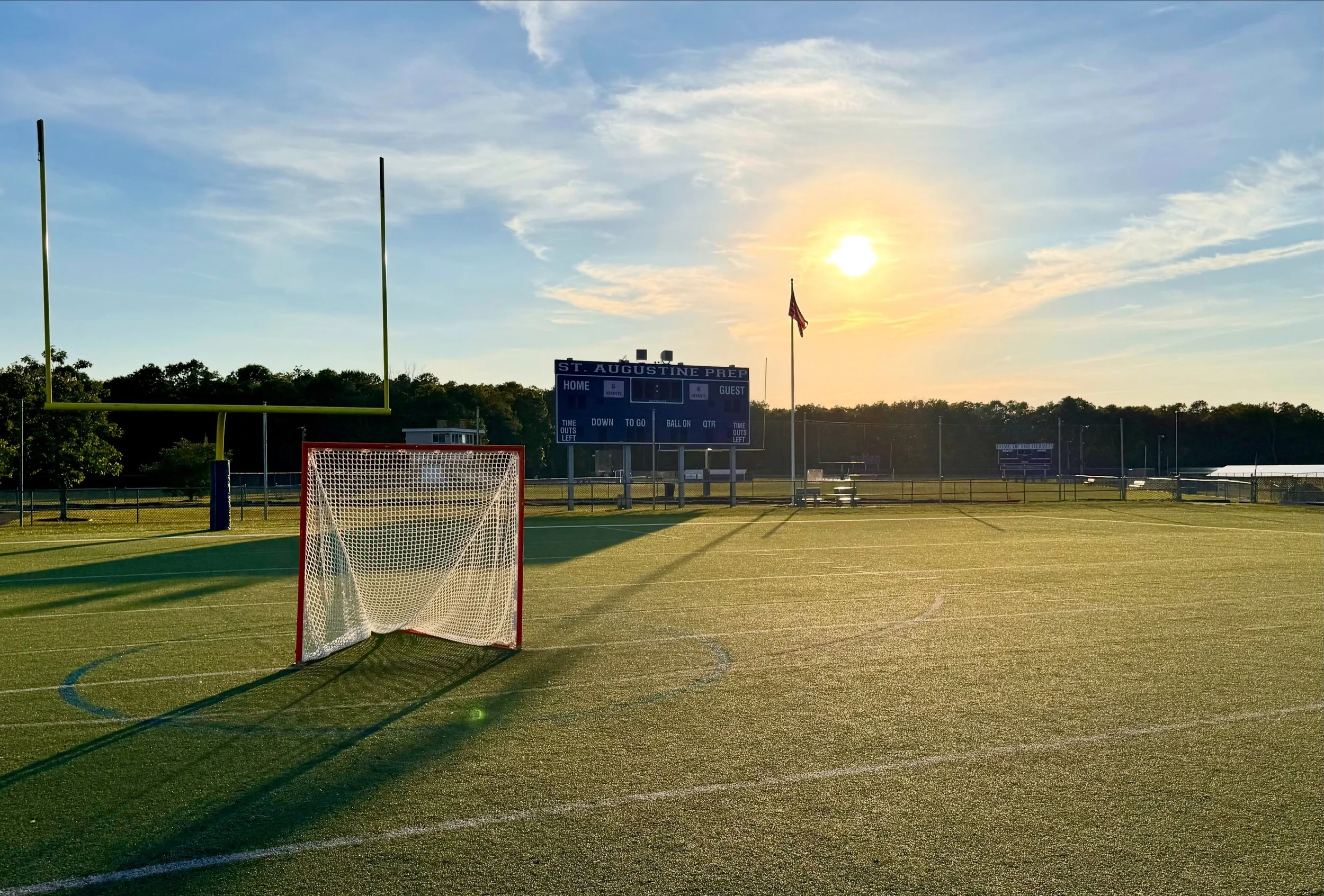 The men from 𝗥𝗜𝗖𝗛𝗟𝗔𝗡𝗗 are back home. Couldn&rsquo;t be more proud of this group of senior leaders and the hungry underclassmen who helped fuel this program to a season to remember. 

Year after year our school community, families, alums and f