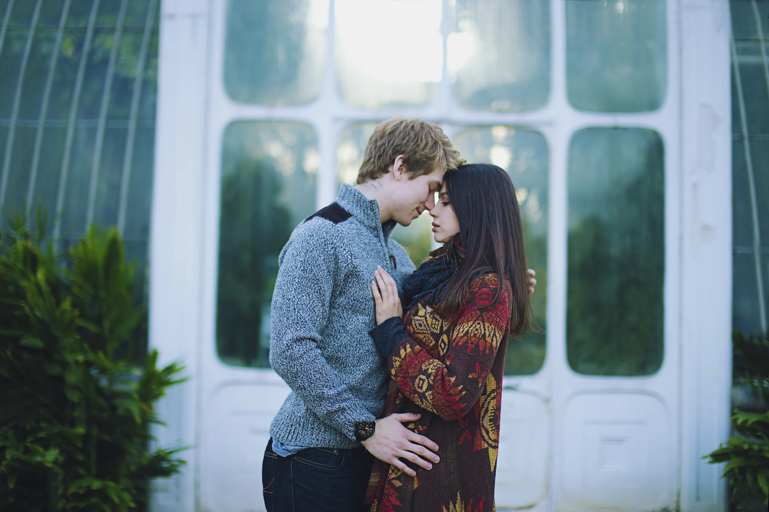 Thank you Evie Parazite for the beautiful photo of Kristina and I in front of the Botanical Greenhouses at Kew Gardens. Please, go check out and like/follow her work by clicking here !