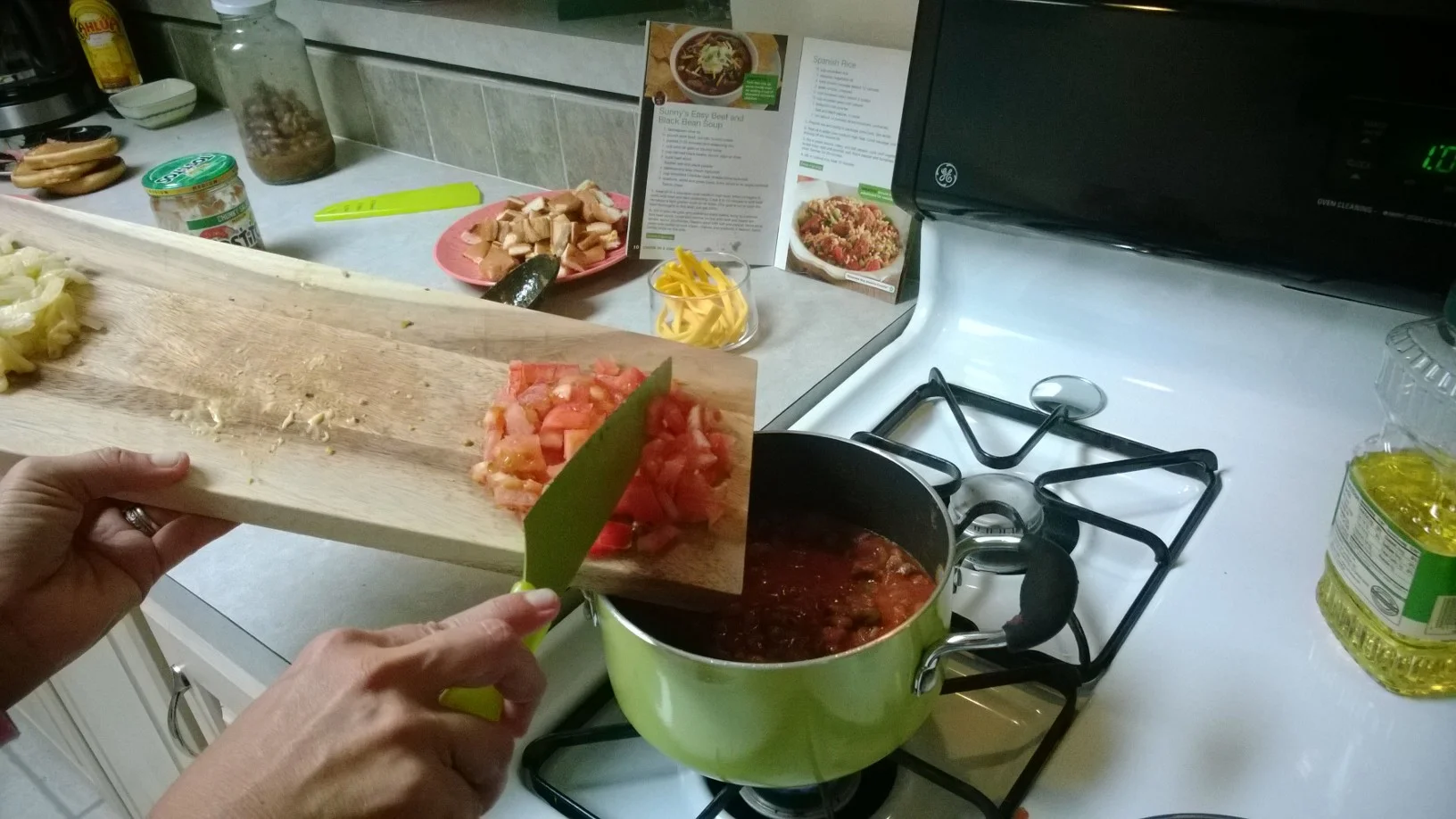 Add Tomatoes.jpg