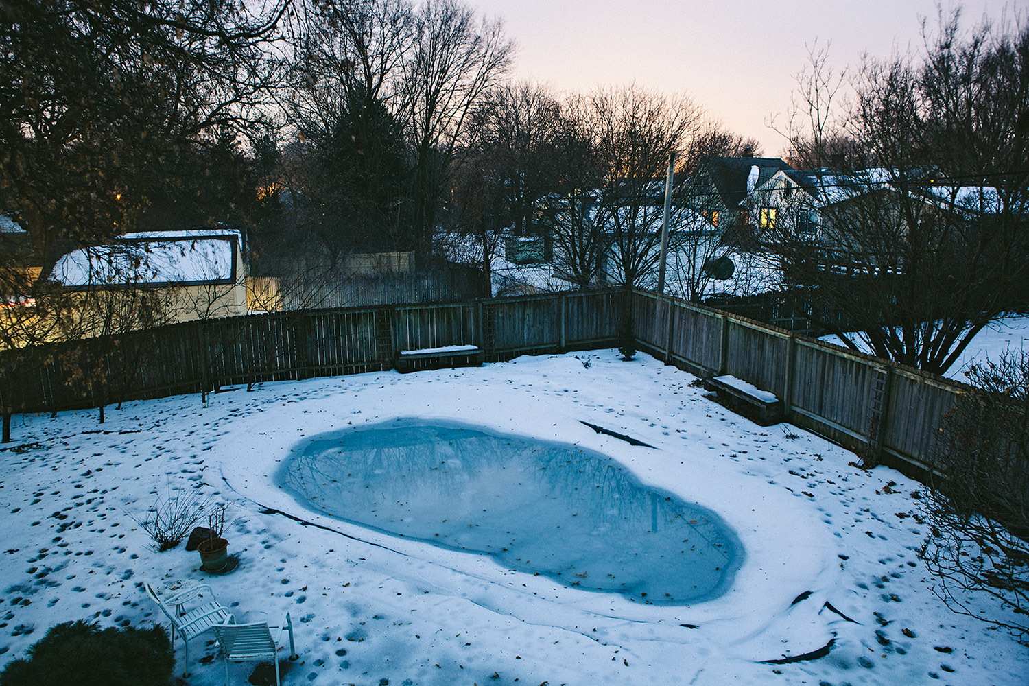 winter_pool.jpg