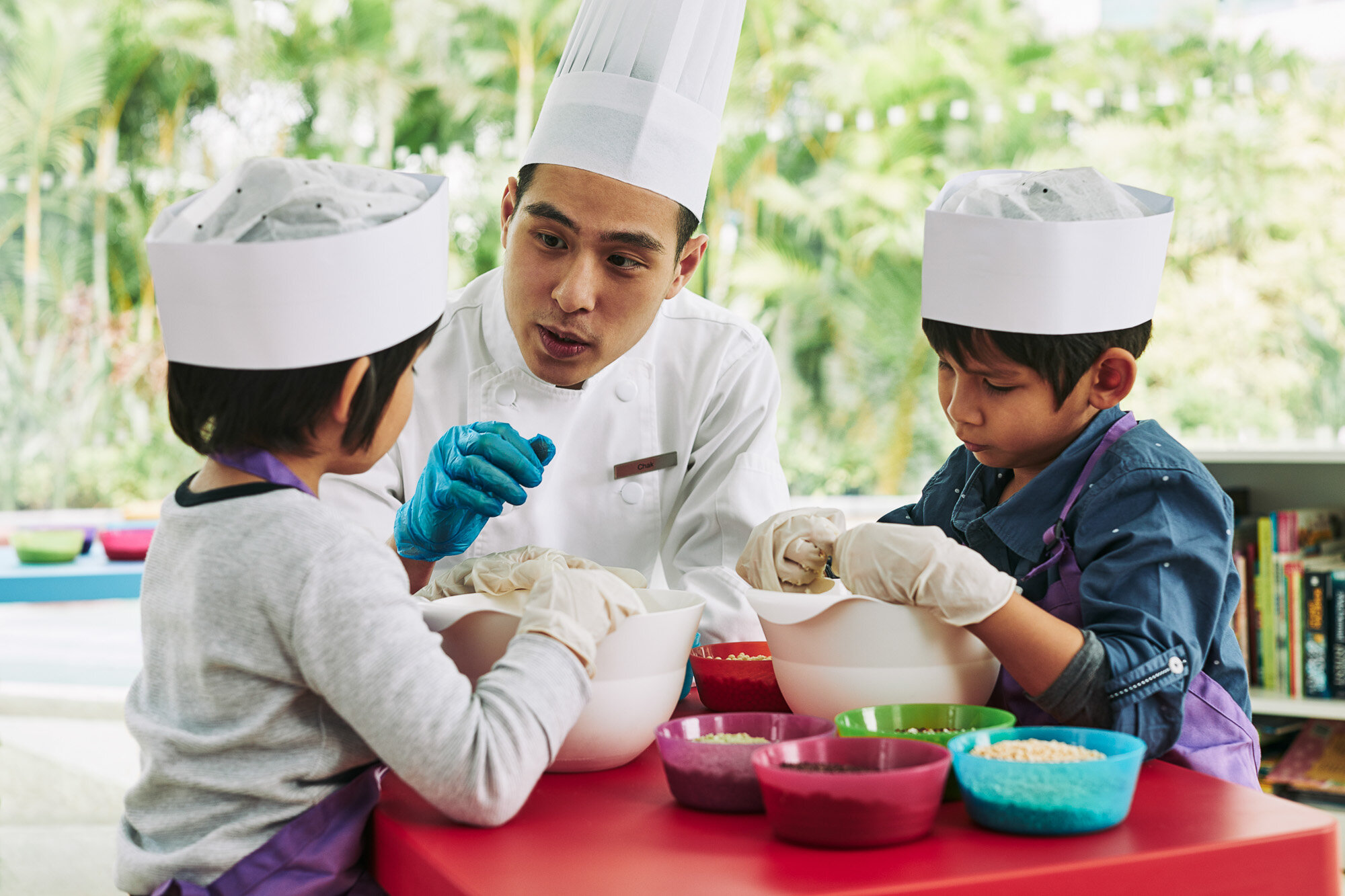 World-of-Hyatt-FIND-Little-Chefs-Colleague-Children-Cakepop-Instruction.jpg