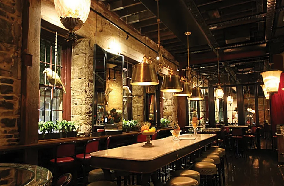 BRASSERIE ANANAS THE ROCKS
