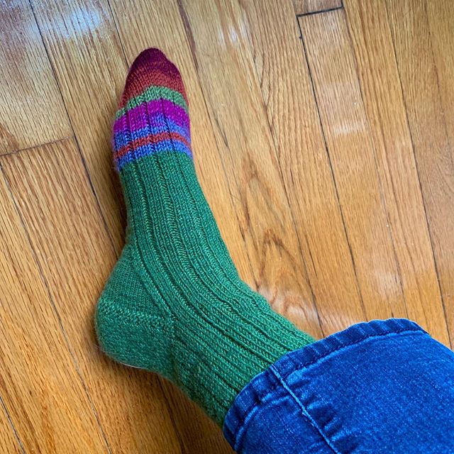 A snazzy way to run out of yarn. Yes, the other one matches. 
#handknitsocks