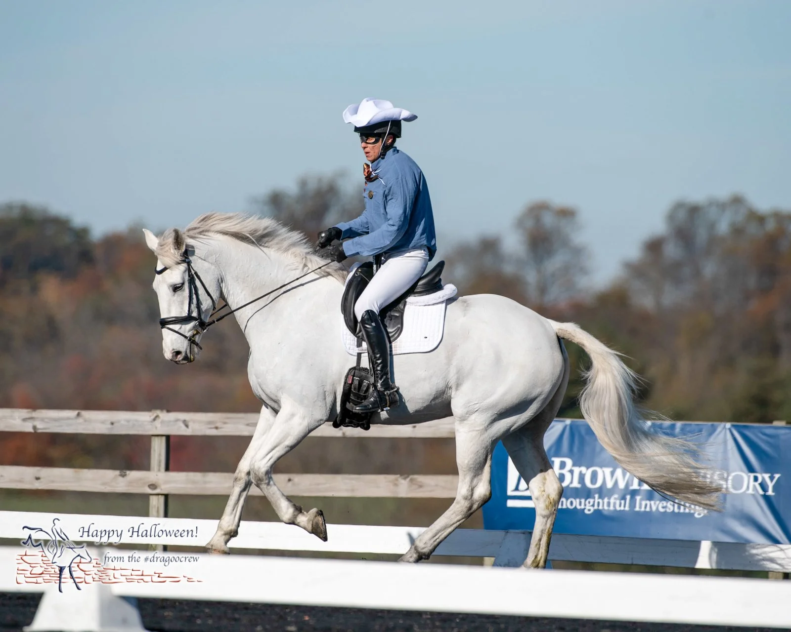 Hi-Ho Silver, away! Plantation Field Horse Trials 
📸 Stacey Wigmore

#happyhalloween🎃