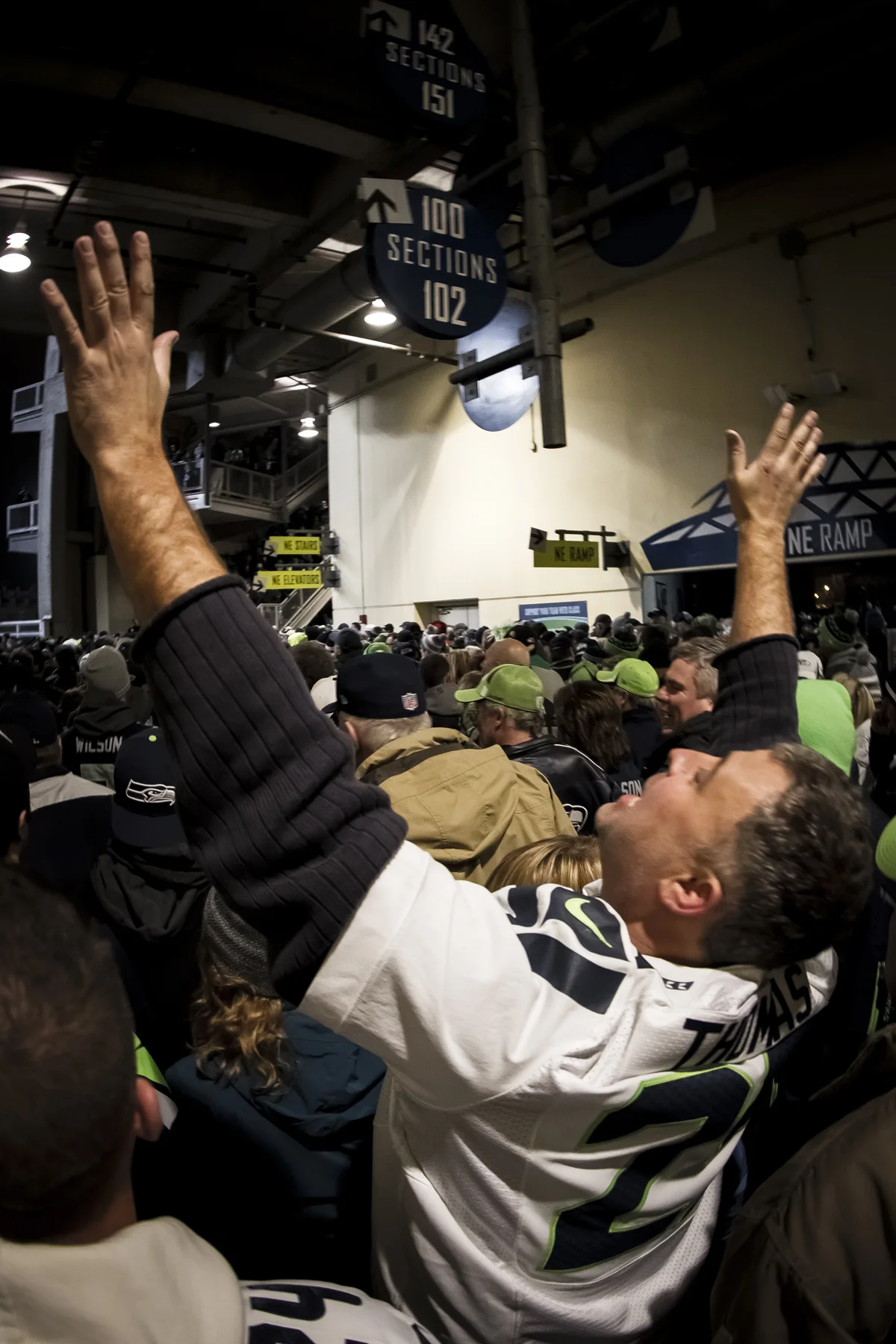 Tony_Teske_Seahawk_shots_054.jpg