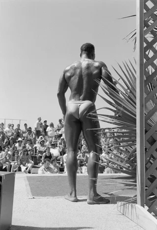 Muscle Beach, CA, 1989 24 x 20 inches edition of 12 silver print