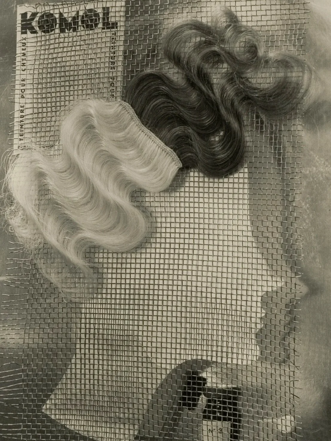 ON VIEW | ringl + pit

You are invited to an opening reception, TONIGHT, Thursday, October 23, from 6-8pm.

View ringl + pit, online and in person through December 6, 2025. For more information please visit out website, link in bio!

Komol Haircolori